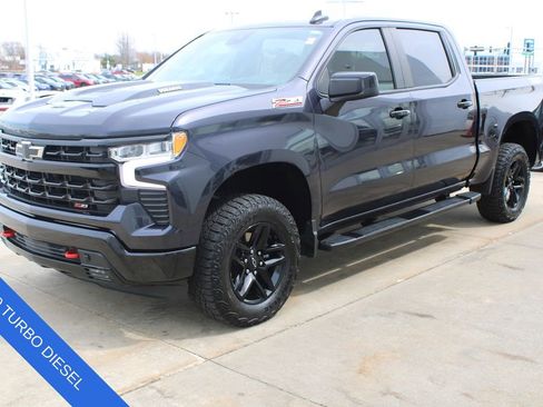 Used 2024 Chevrolet Silverado 1500 LT Trail Boss w/ Protection Package AWD/4WD image 3