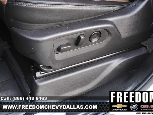Used 2024 Chevrolet Silverado 3500 High Country w/ High Country Premium Package AWD/4WD image 32