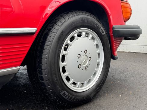 Used 1989 Mercedes-Benz 560 SL image 46