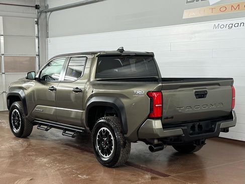 Used 2024 Toyota Tacoma TRD Off-Road image 6