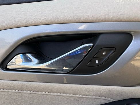Used 2023 Chevrolet Traverse LS w/ Midnight/Sport Edition FWD image 31