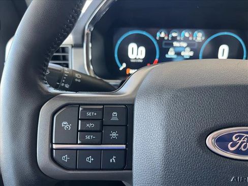 Used 2022 Ford F150 Lariat w/ Equipment Group 502A High AWD/4WD image 22