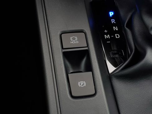 New 2026 Toyota Corolla Cross L image 27