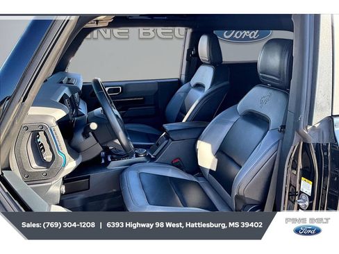 Used 2024 Ford Bronco Black Diamond w/ Sasquatch Package AWD/4WD image 18