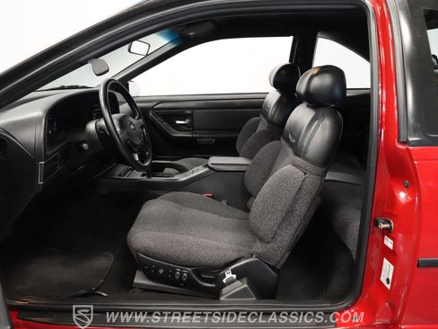 Used 1992 Ford Thunderbird Super image 3