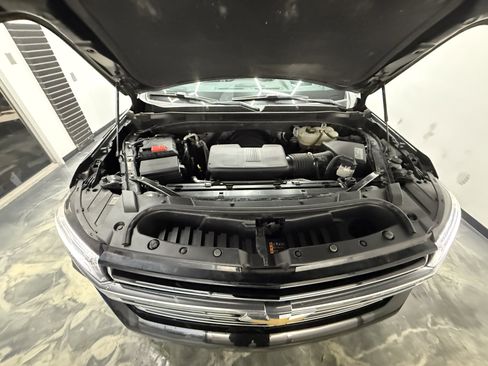 Used 2021 Chevrolet Suburban High Country image 30