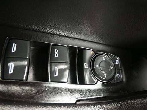 Used 2020 Chevrolet Blazer RS image 34