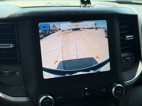 Used 2022 RAM 1500 Big Horn AWD/4WD image 22