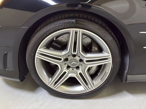 Used 2013 Mercedes-Benz SL 63 AMG image 30