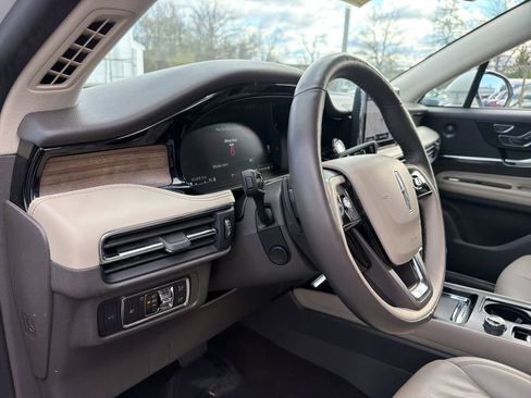 Certified 2021 Lincoln Corsair Reserve image 20