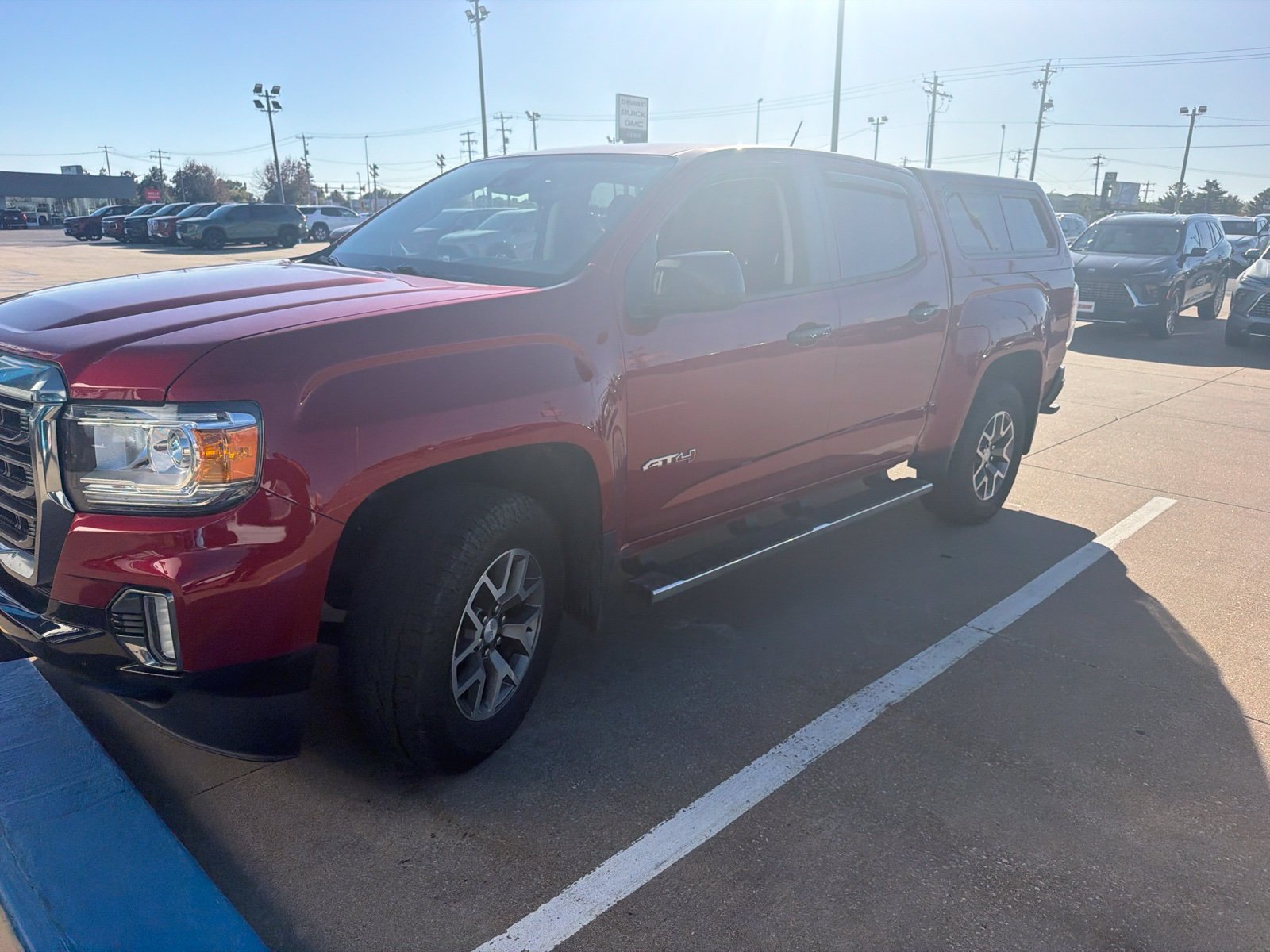 Used 2021 GMC Canyon AT4 w/ Driver Alert Package AWD/4WD image 4