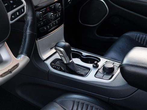 Used 2020 Jeep Grand Cherokee Trackhawk image 31