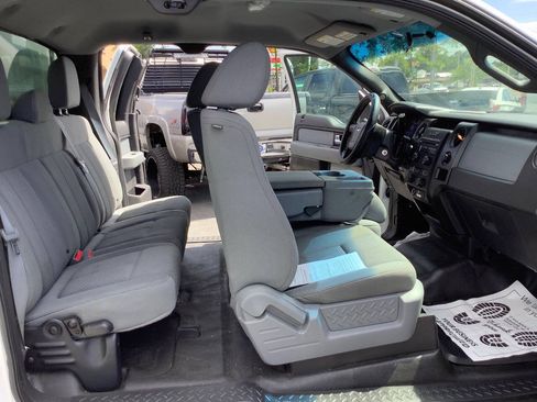 Used 2014 Ford F150 XL w/ Equipment Group 101A Mid AWD/4WD image 41