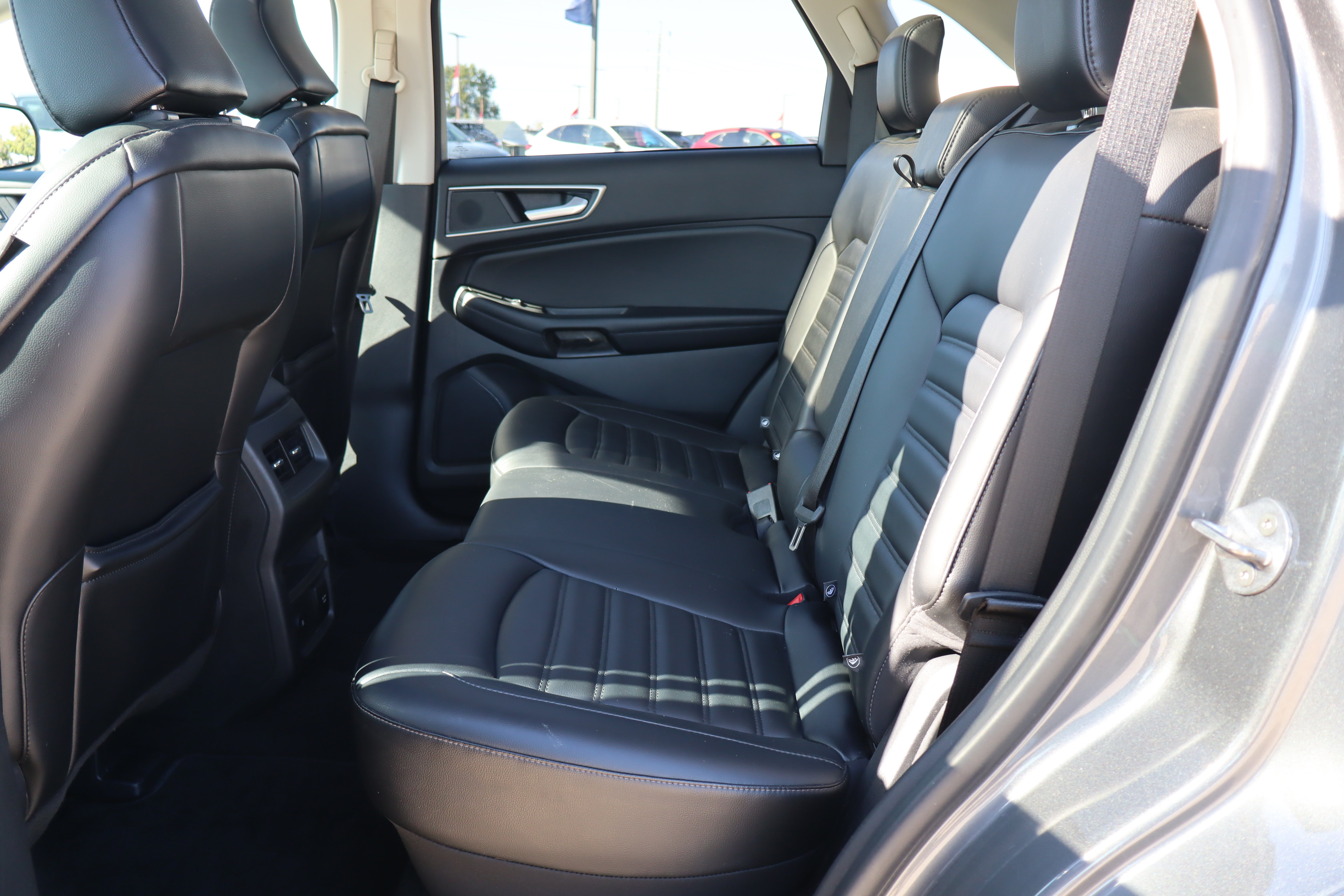 Used 2024 Ford Edge SEL w/ Convenience Package AWD/4WD image 10