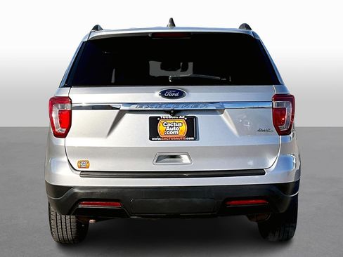Used 2018 Ford Explorer 4WD image 4