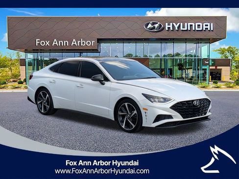 Used 2021 Hyundai Sonata SEL Plus w/ Tech Package FWD image 4