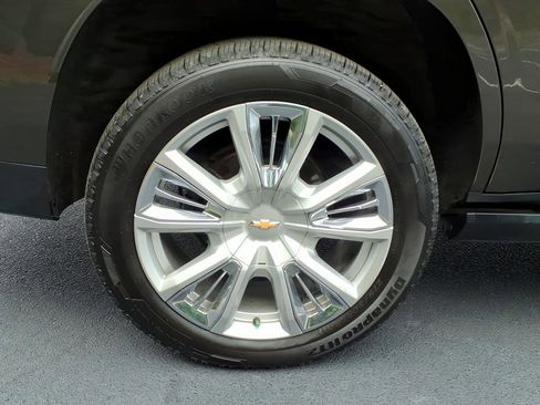 Used 2021 Chevrolet Tahoe High Country w/ Premium Package AWD/4WD image 8