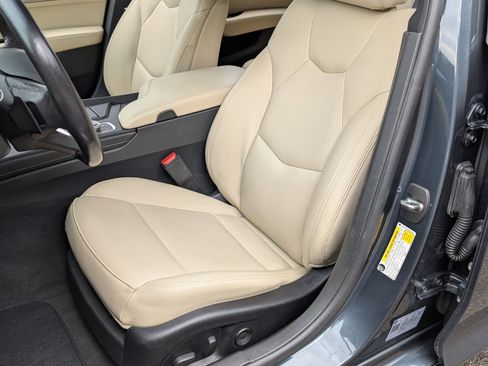 Used 2021 Cadillac CT5 Luxury w/ Cold Weather Package image 16