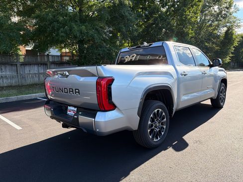 New 2026 Toyota Tundra Limited AWD/4WD image 4