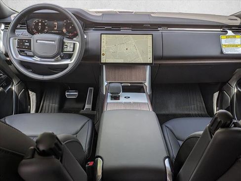 New 2026 Land Rover Range Rover Long Wheelbase SE AWD/4WD image 16