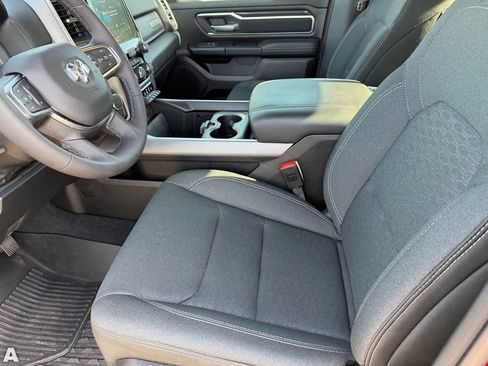 Used 2025 RAM 1500 Big Horn AWD/4WD image 20
