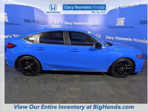 Certified 2025 Honda Civic Sport image 3