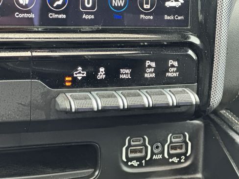 Used 2020 RAM 1500 Limited AWD/4WD image 16