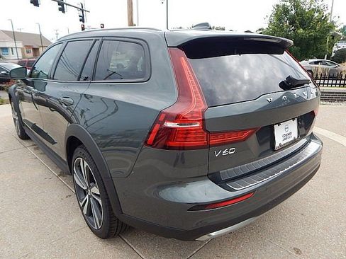 New 2026 Volvo V60 B5 Cross Country Plus w/ Climate Package image 10