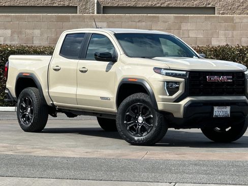 Certified 2024 GMC Canyon Elevation RWD image 2