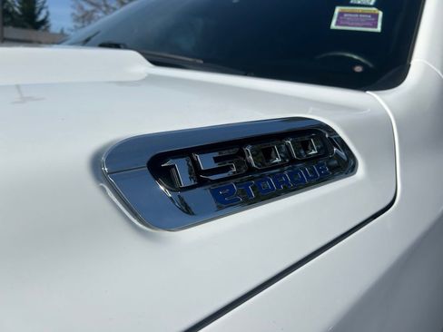 Used 2022 RAM 1500 Big Horn AWD/4WD image 32