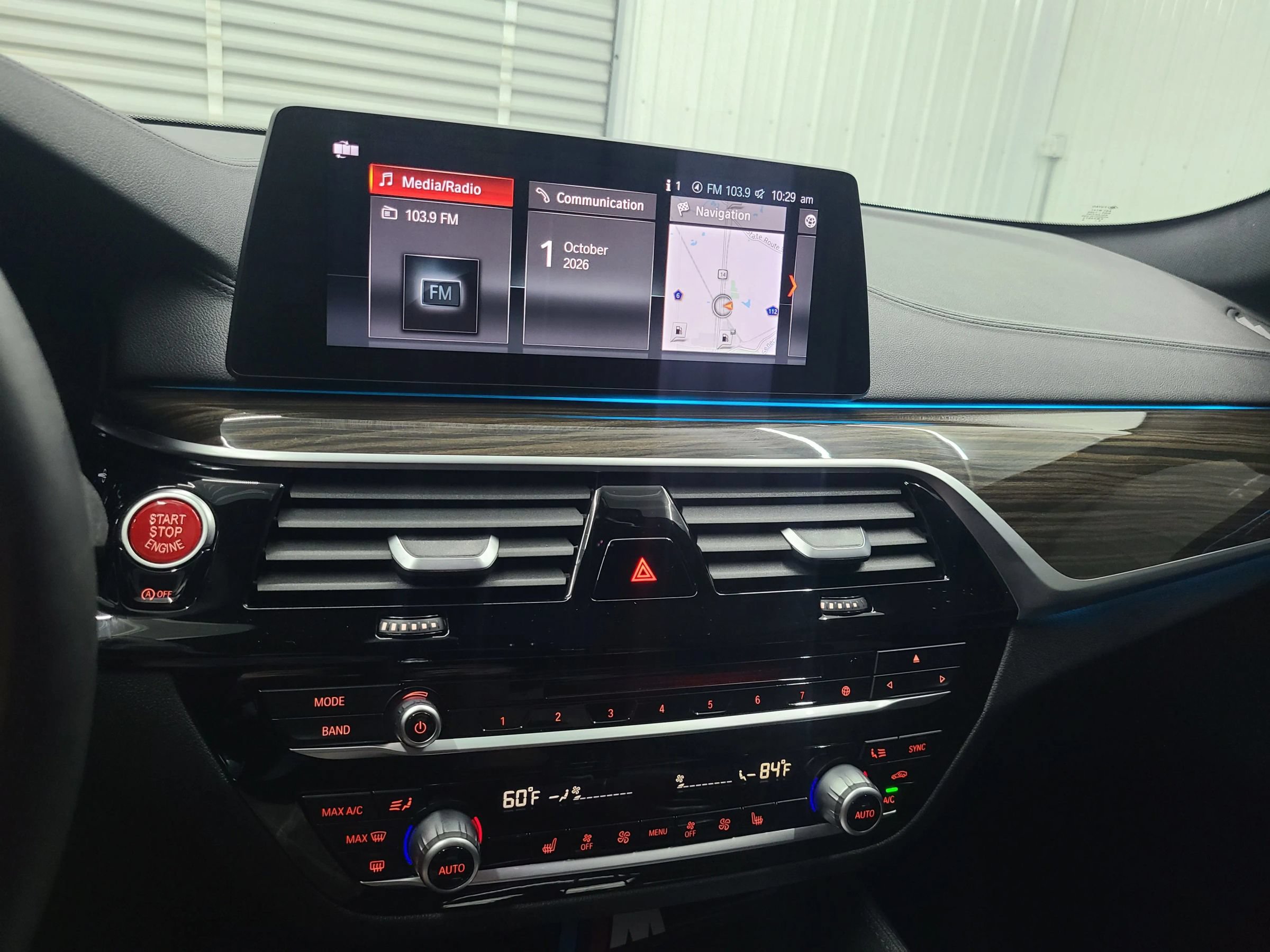 Used 2018 BMW 540i xDrive AWD/4WD image 25