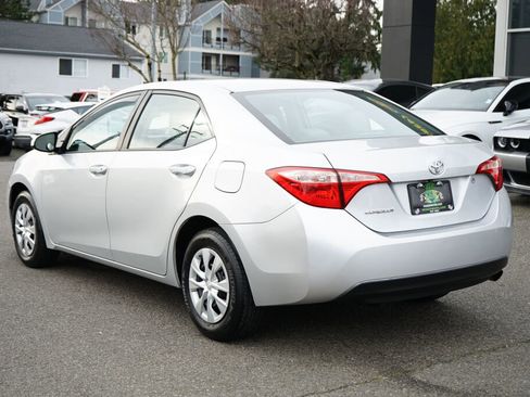 Used 2017 Toyota Corolla L image 3