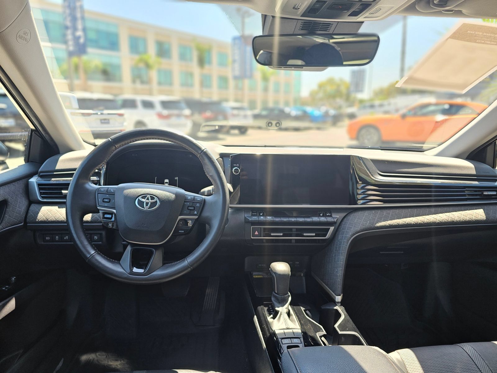 Used 2025 Toyota Camry XLE FWD image 28