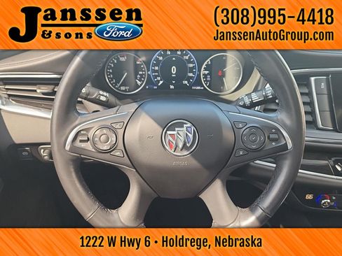 Used 2021 Buick Enclave Avenir FWD image 27