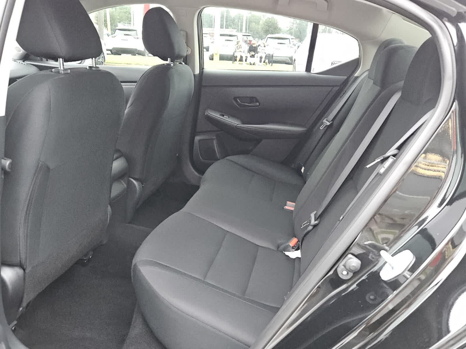 Used 2025 Nissan Sentra S FWD image 4