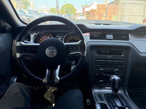 Used 2014 Ford Mustang Premium RWD image 12