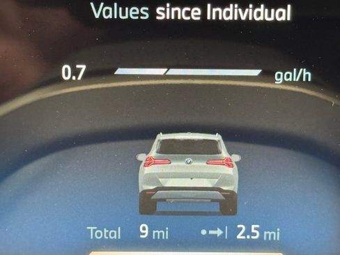 Used 2025 BMW X3 xDrive30i w/ Premium Package image 16