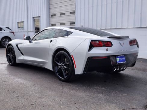 Used 2018 Chevrolet Corvette Stingray Coupe w/ 1LT image 3