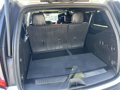 Used 2023 GMC Yukon XL Denali Ultimate image 23