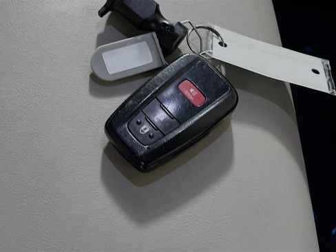 Used 2020 Toyota RAV4 Adventure image 36