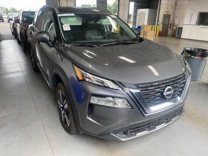 Used 2023 Nissan Rogue SL
