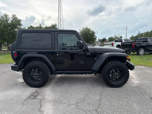 Used 2026 Jeep Wrangler Sport AWD/4WD image 7