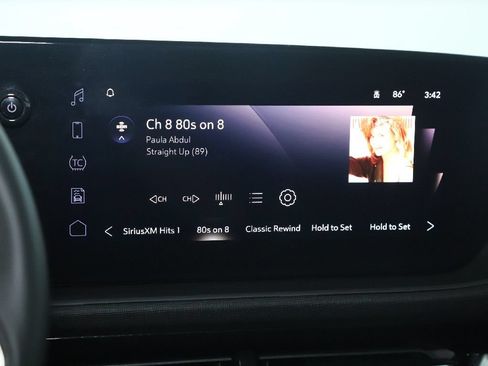 Used 2024 Buick Envista Sport Touring FWD image 25
