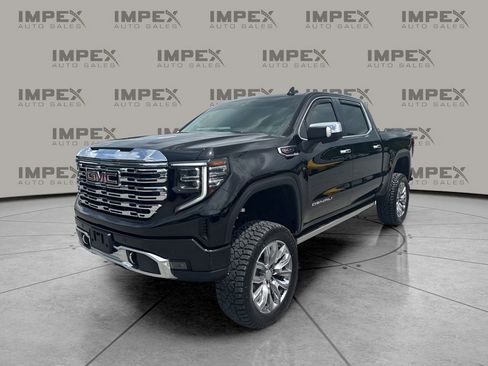 Used 2023 GMC Sierra 1500 Denali w/ Denali Reserve Package AWD/4WD image 1