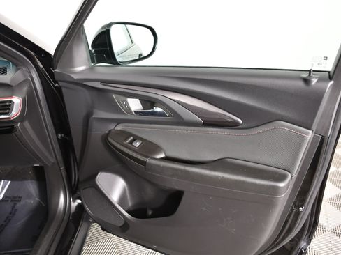 Used 2023 Chevrolet TrailBlazer RS w/ Sun and Liftgate Package AWD/4WD image 41