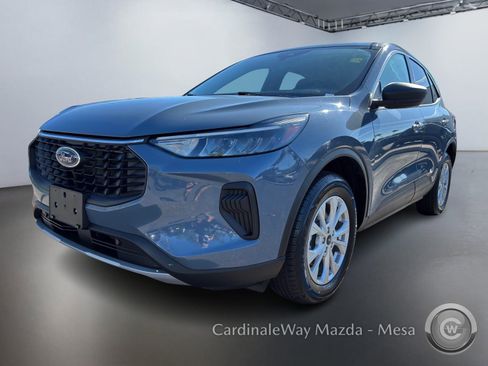 Used 2024 Ford Escape Active image 7