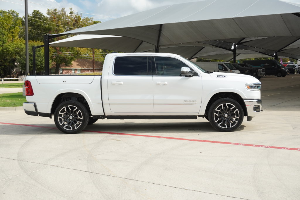 Used 2025 RAM 1500 Limited AWD/4WD image 6