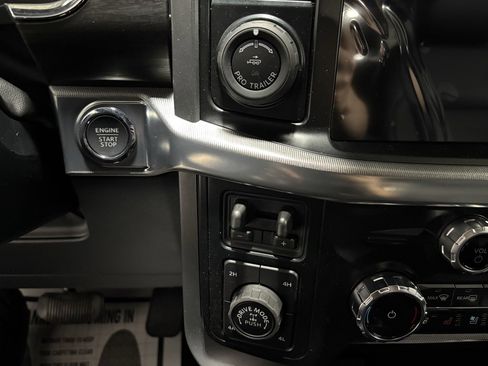 New 2025 Ford F150 Lariat w/ Equipment Group 501A Mid image 17