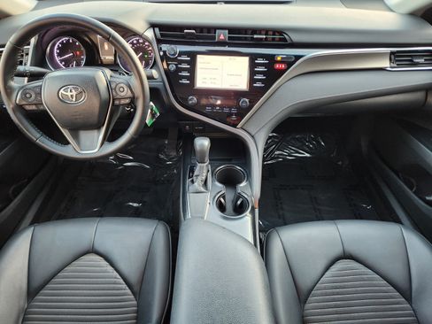 Used 2018 Toyota Camry SE FWD image 20