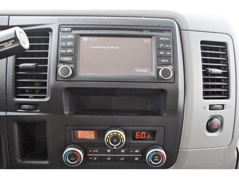 Used 2016 Nissan NV 3500 SL RWD image 22